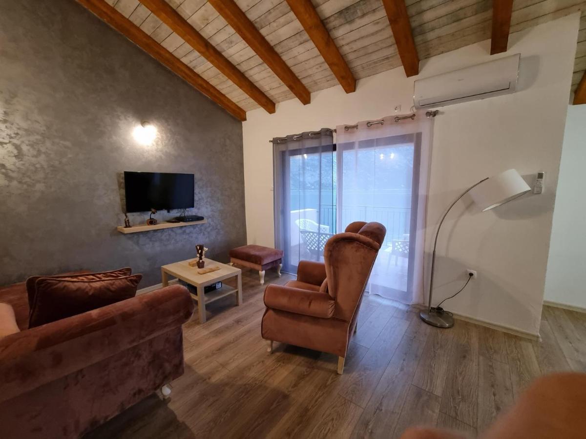 Holiday Home Cattaro Экстерьер фото